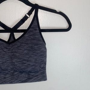 🪿Go Dry Grey Sports Bra!